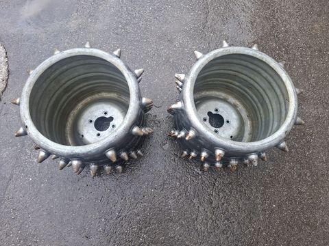 Aebi STACHELWALZEN 4 REIHIG NEUWERTIG