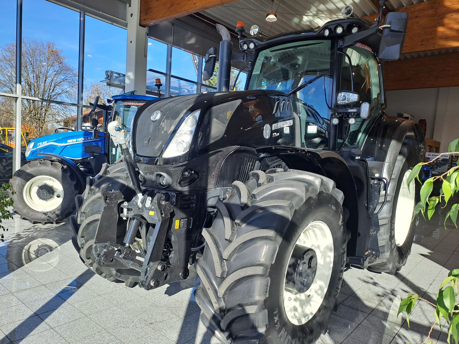 New Holland T7.275 PLM (Stage V) 3
