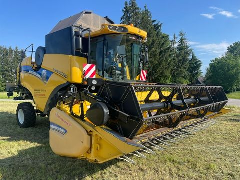 New Holland CX5080 Elevation