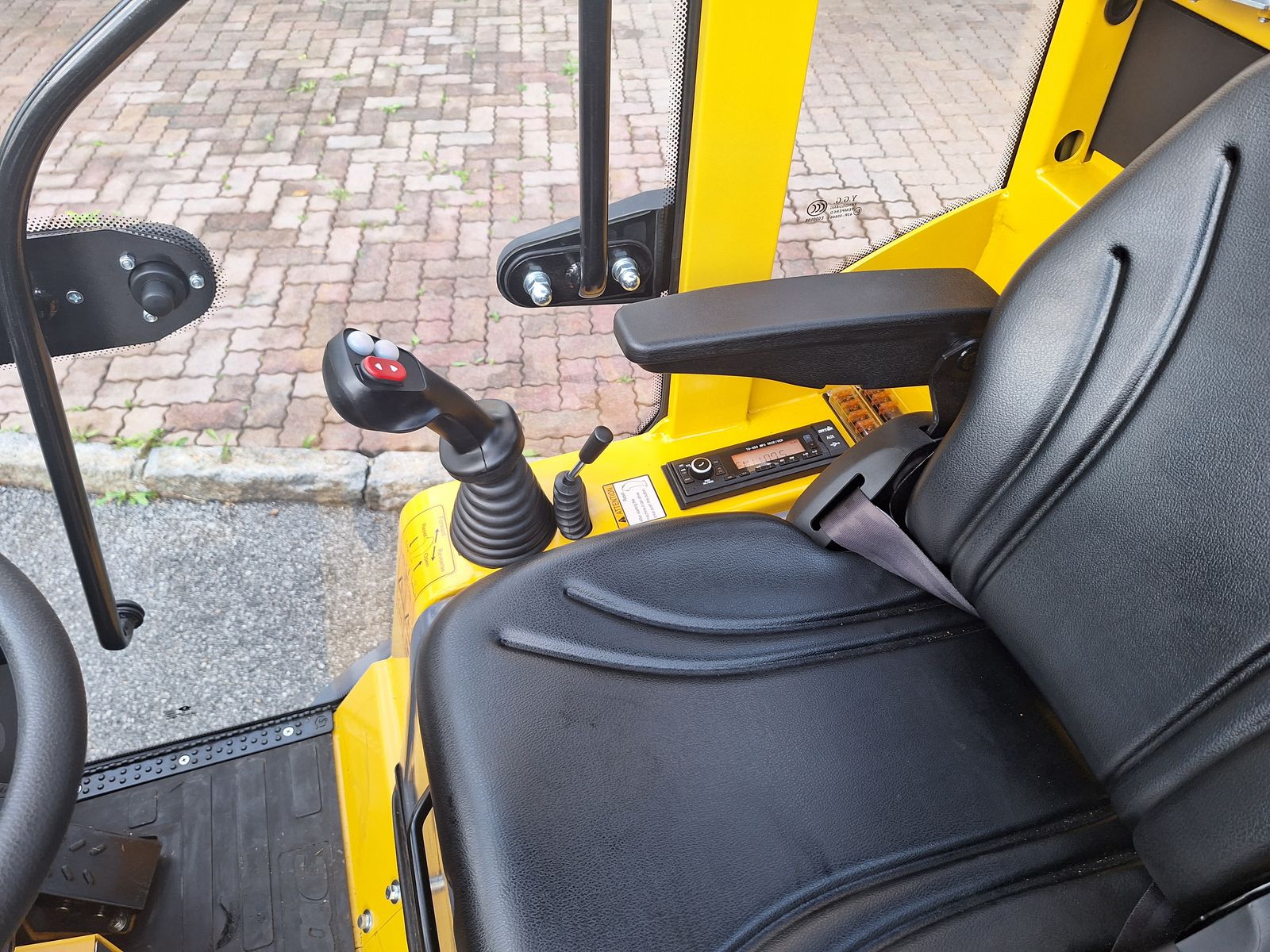 Eurotrac W11 C - Kabine 2