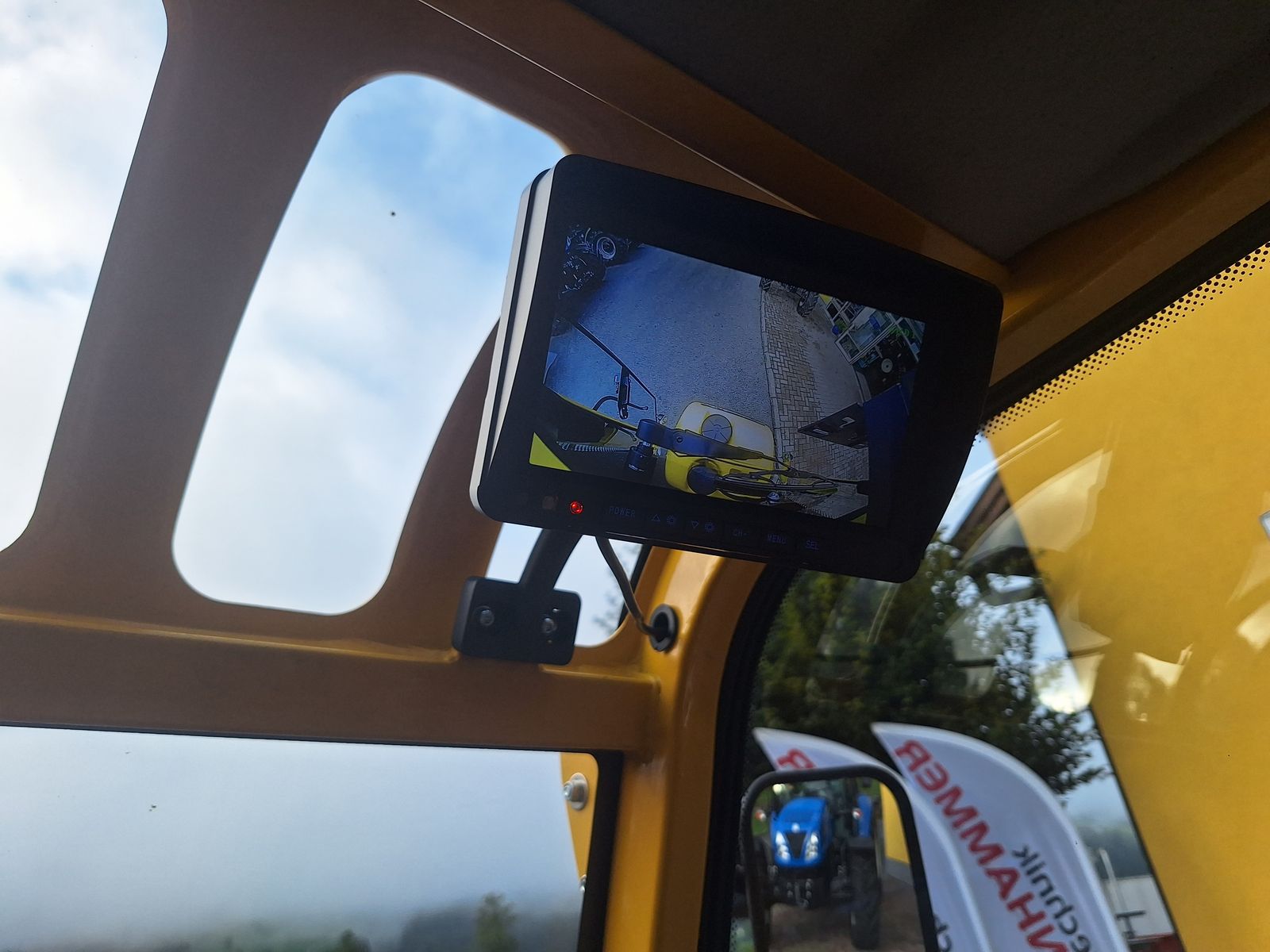 Eurotrac W11 C - Kabine 3
