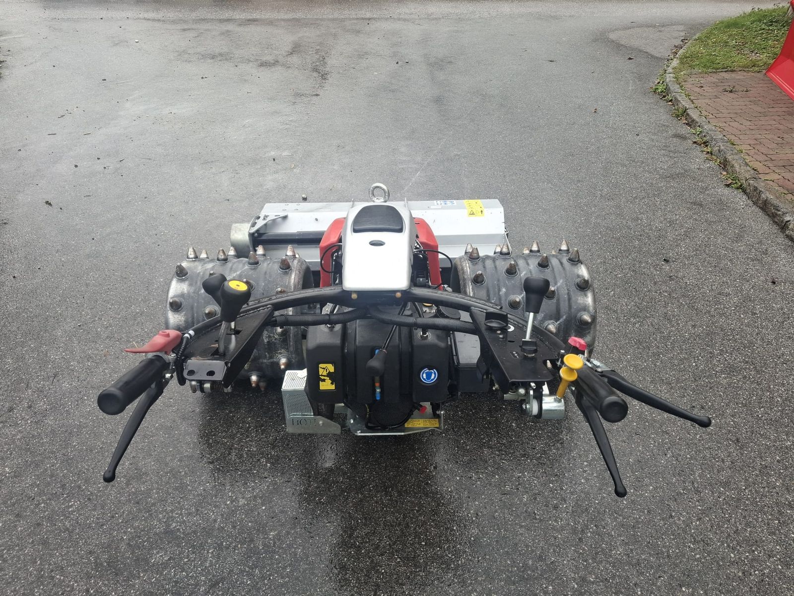 Aebi CC 56 mit Mulcher 3