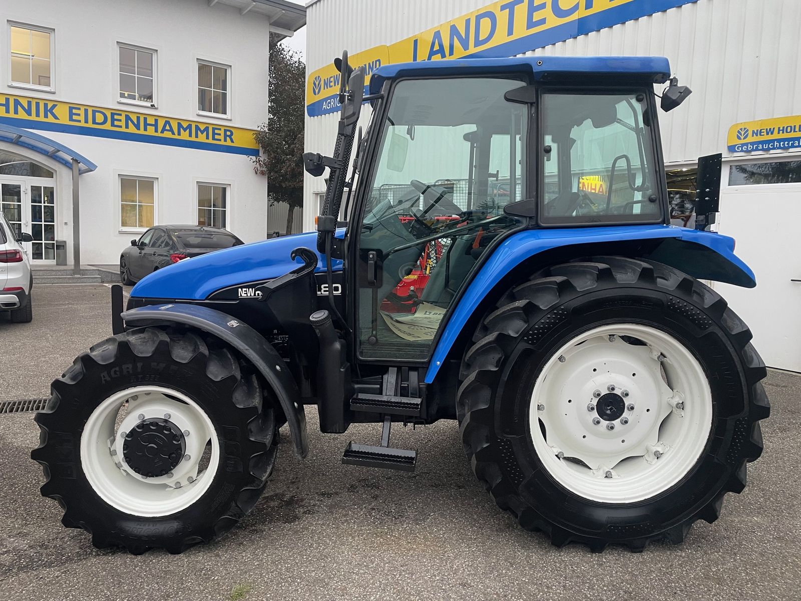 New Holland TL80 (4WD) 2