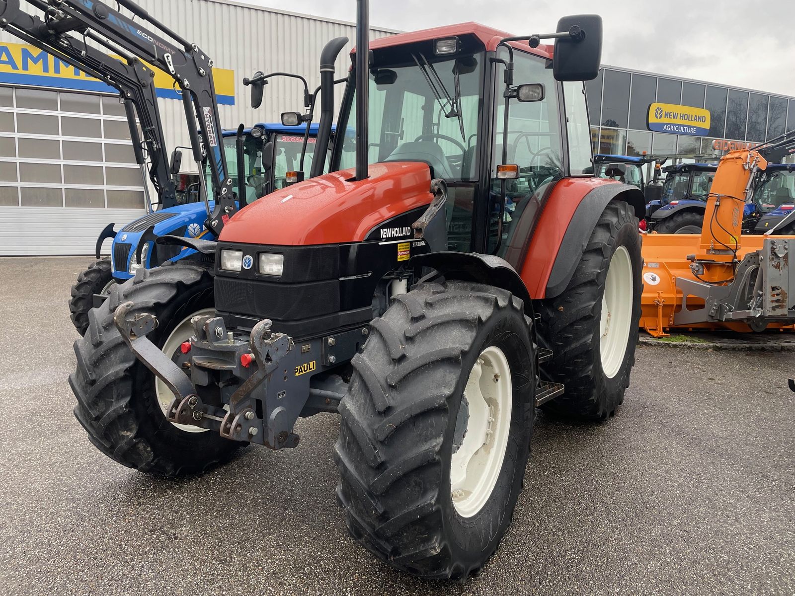 New Holland TS110 1