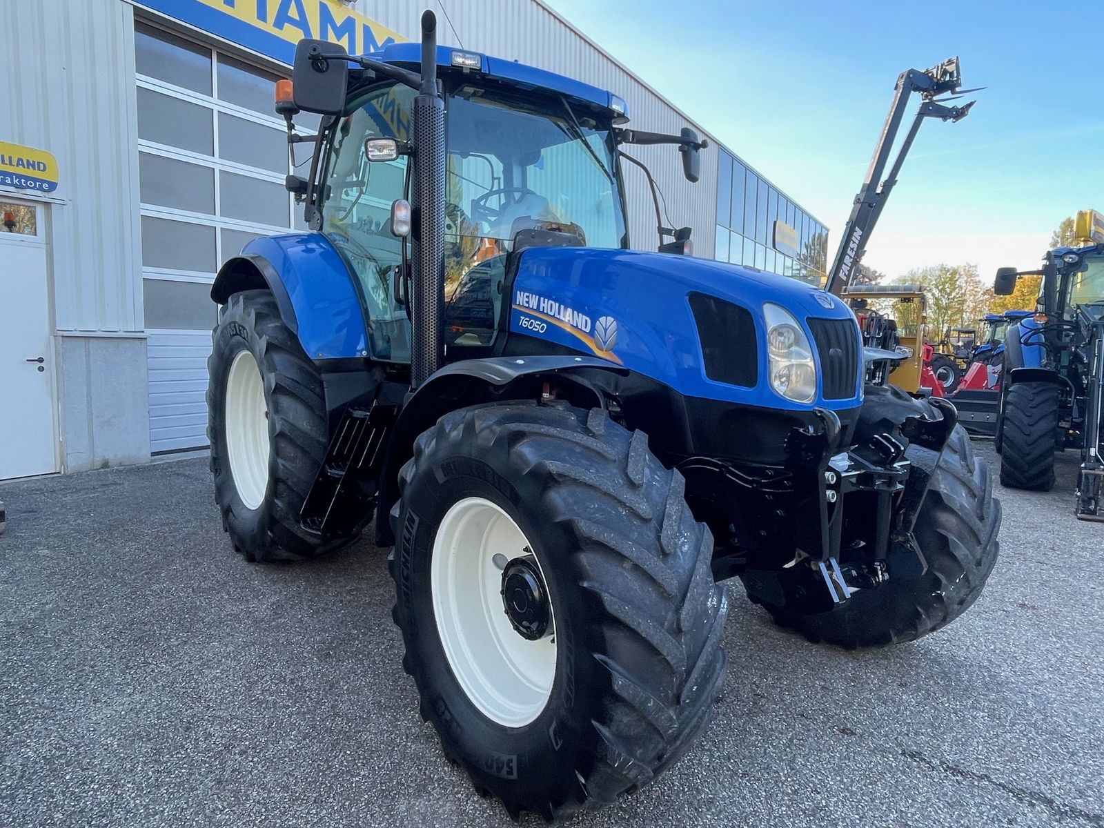 New Holland T6050 Range & Power Command 2