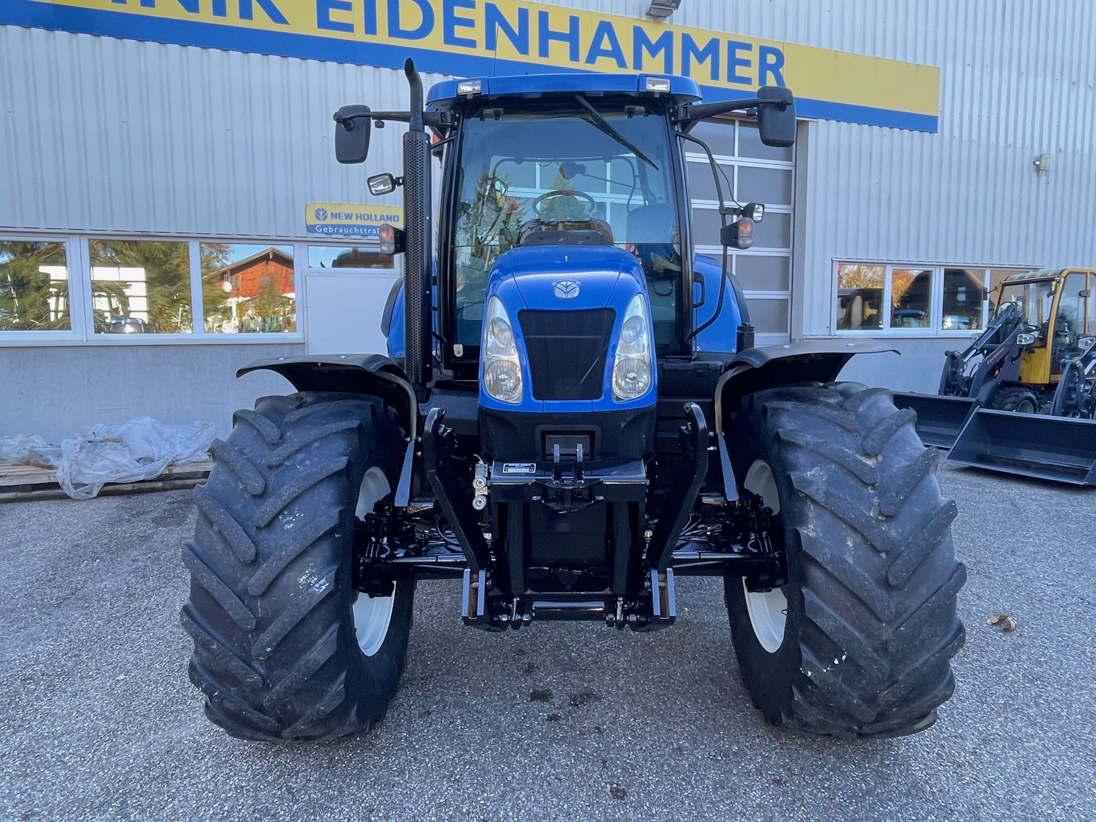 New Holland T6050 Range & Power Command 3