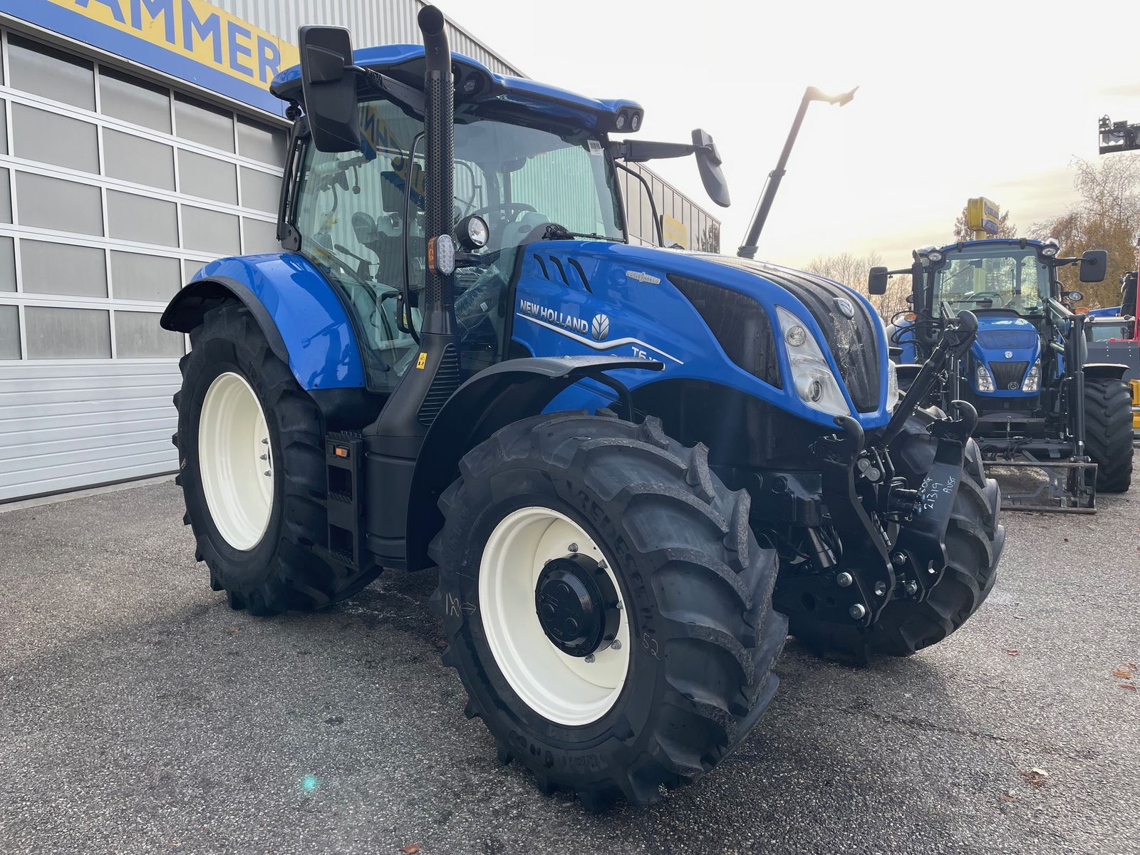 New Holland T6.180 Auto Command (Stage V) 2