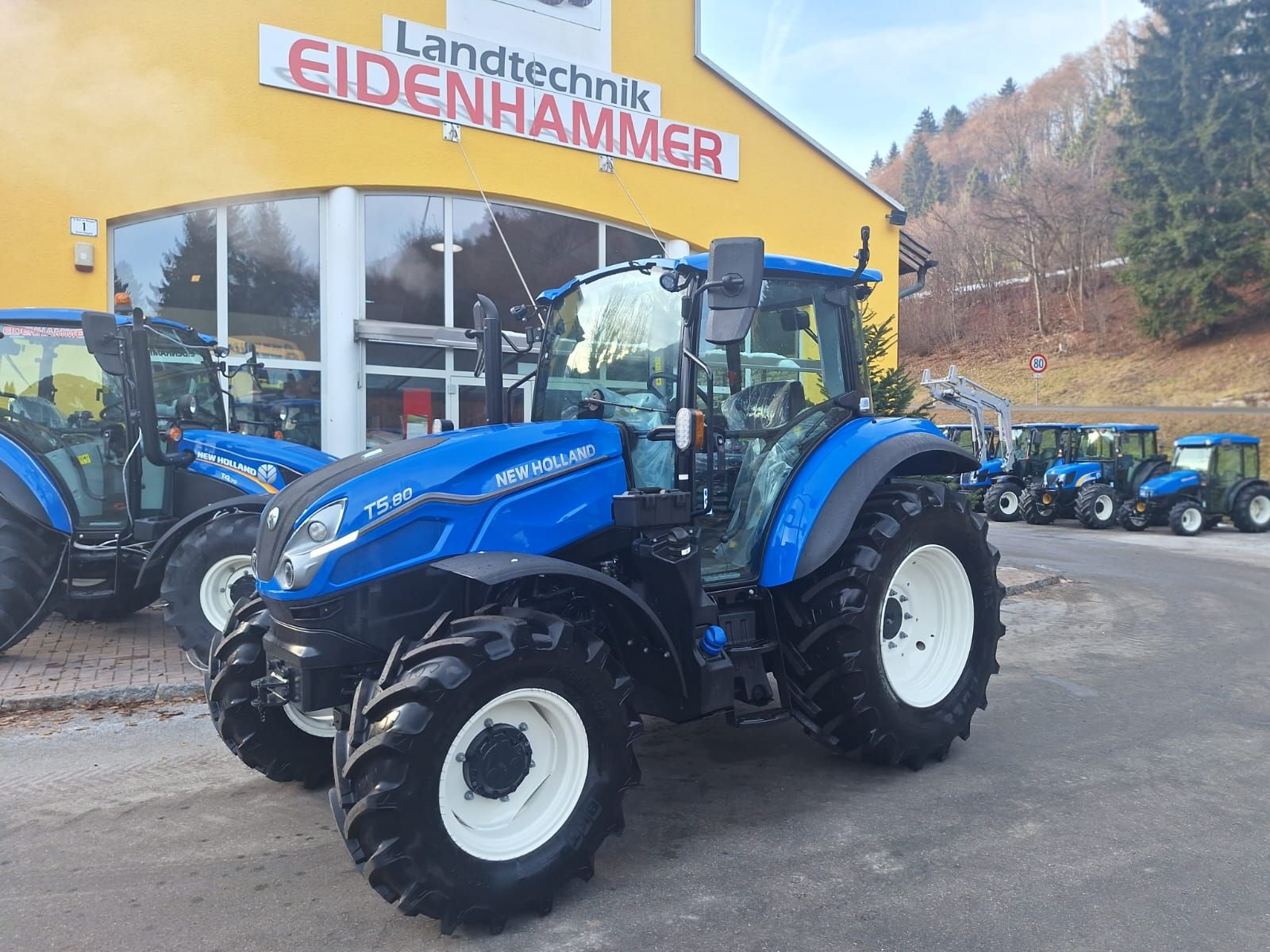New Holland T5.80 HILO 1