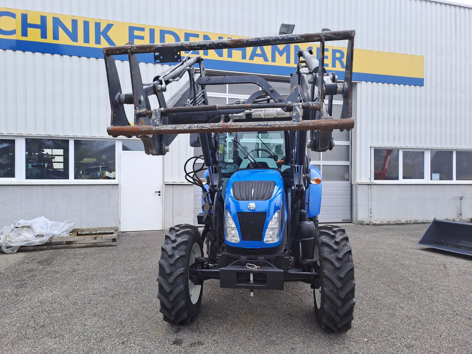 New Holland TD5.75 2