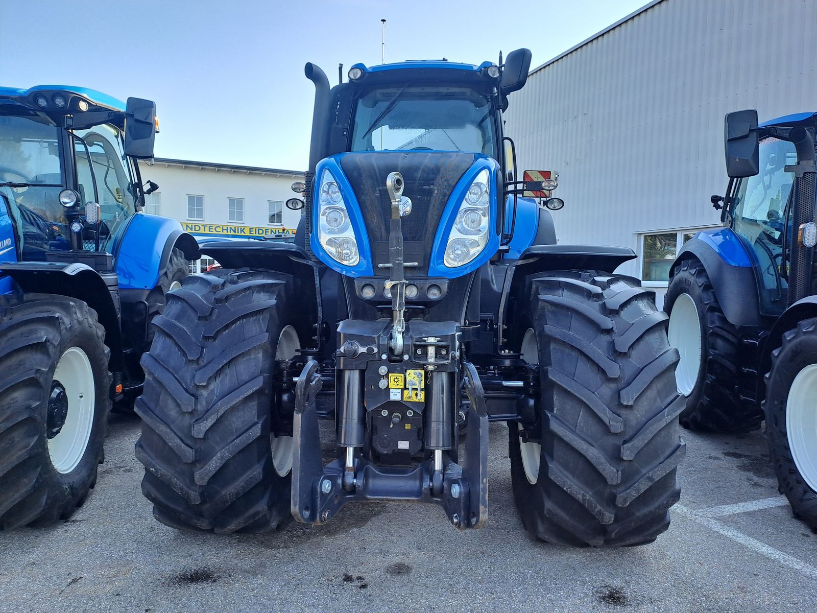 New Holland T8.420 2