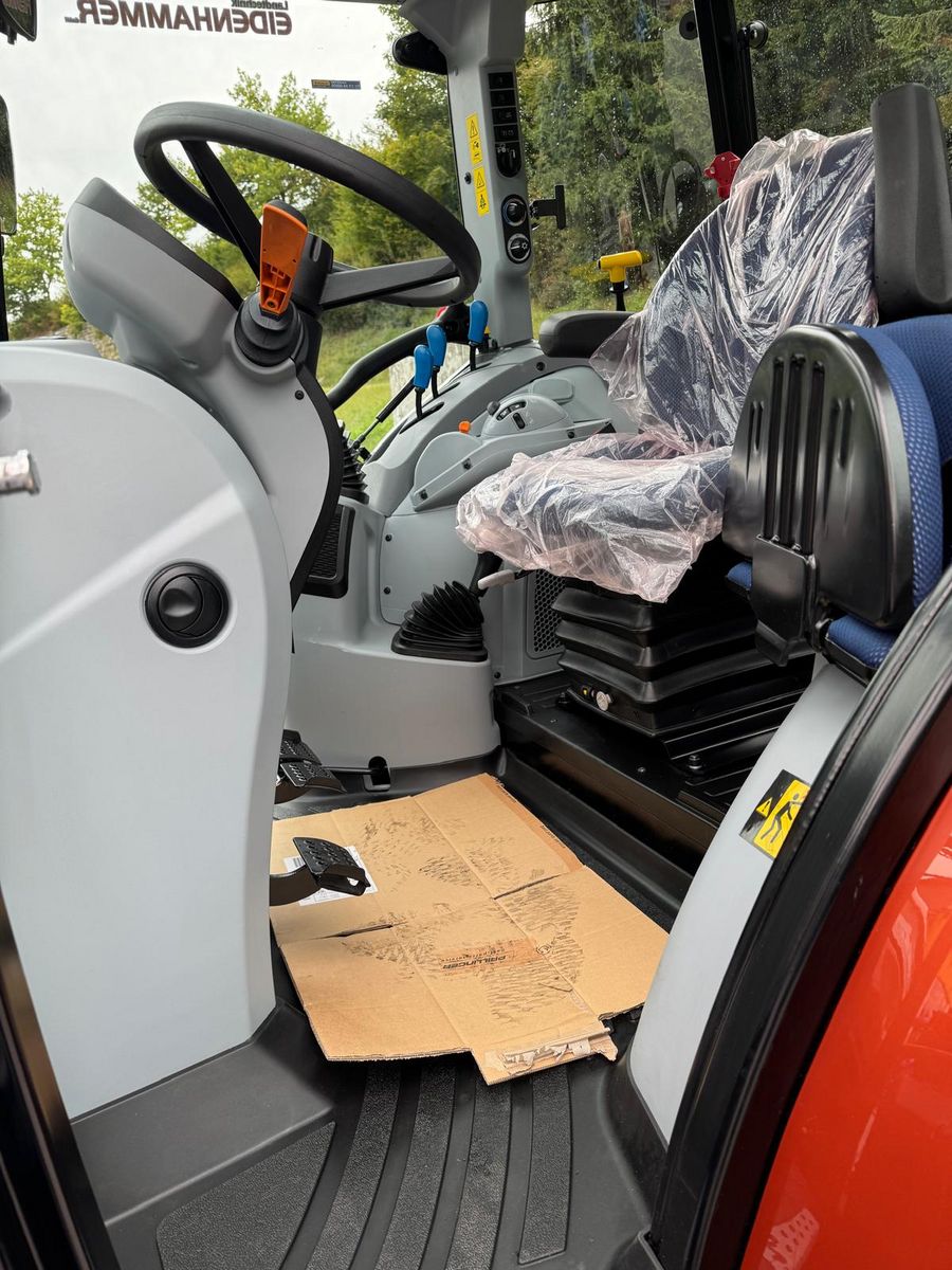 New Holland T5.90 Dual Command   3