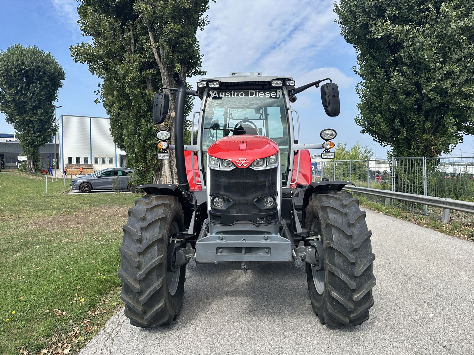 Massey Ferguson MF 7S.155 2