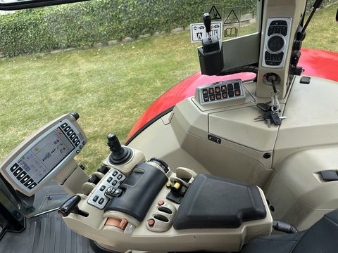 Massey Ferguson MF 8670