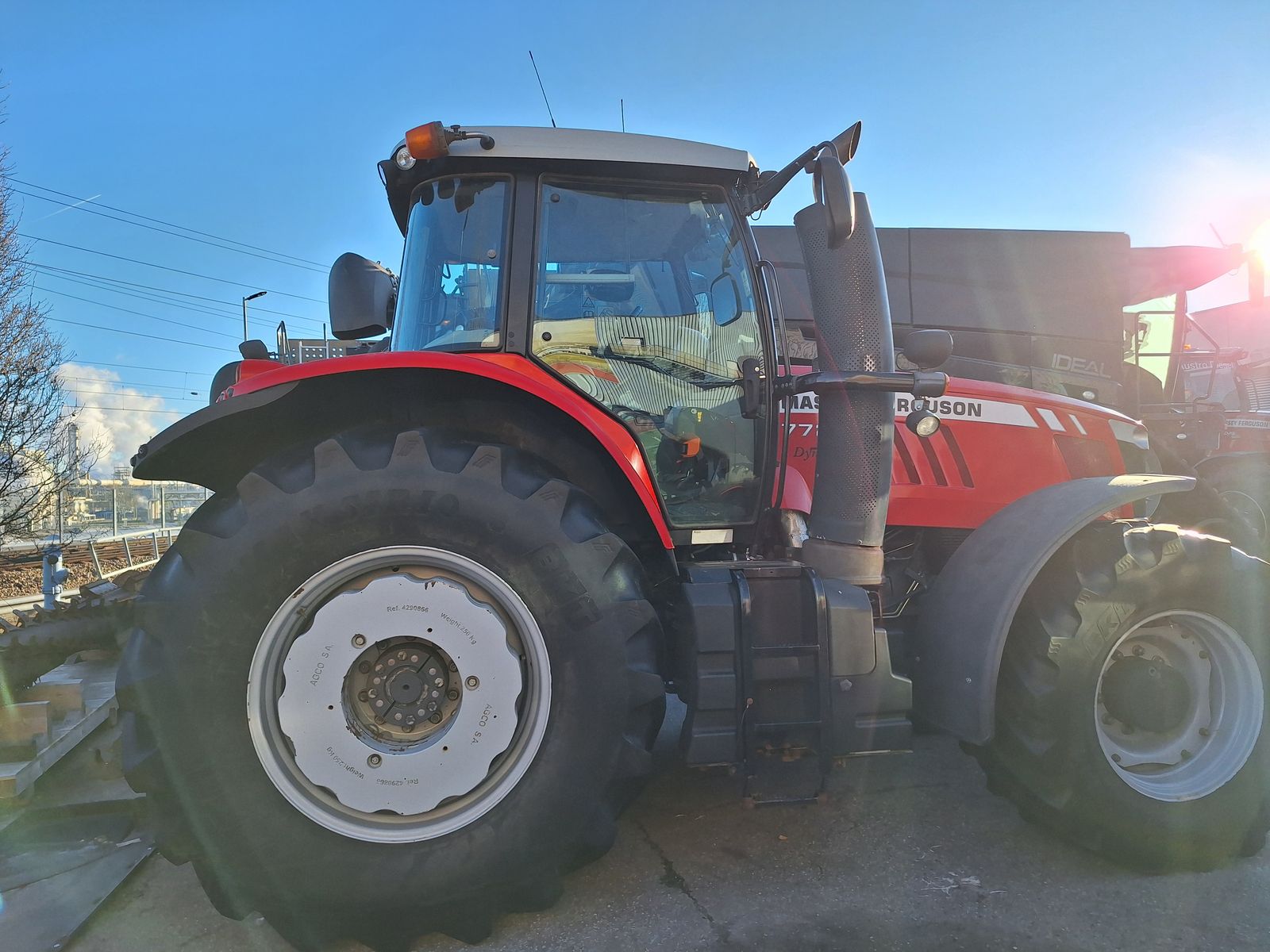 Massey Ferguson MF 7726 Dyna-6 Exclusive 3