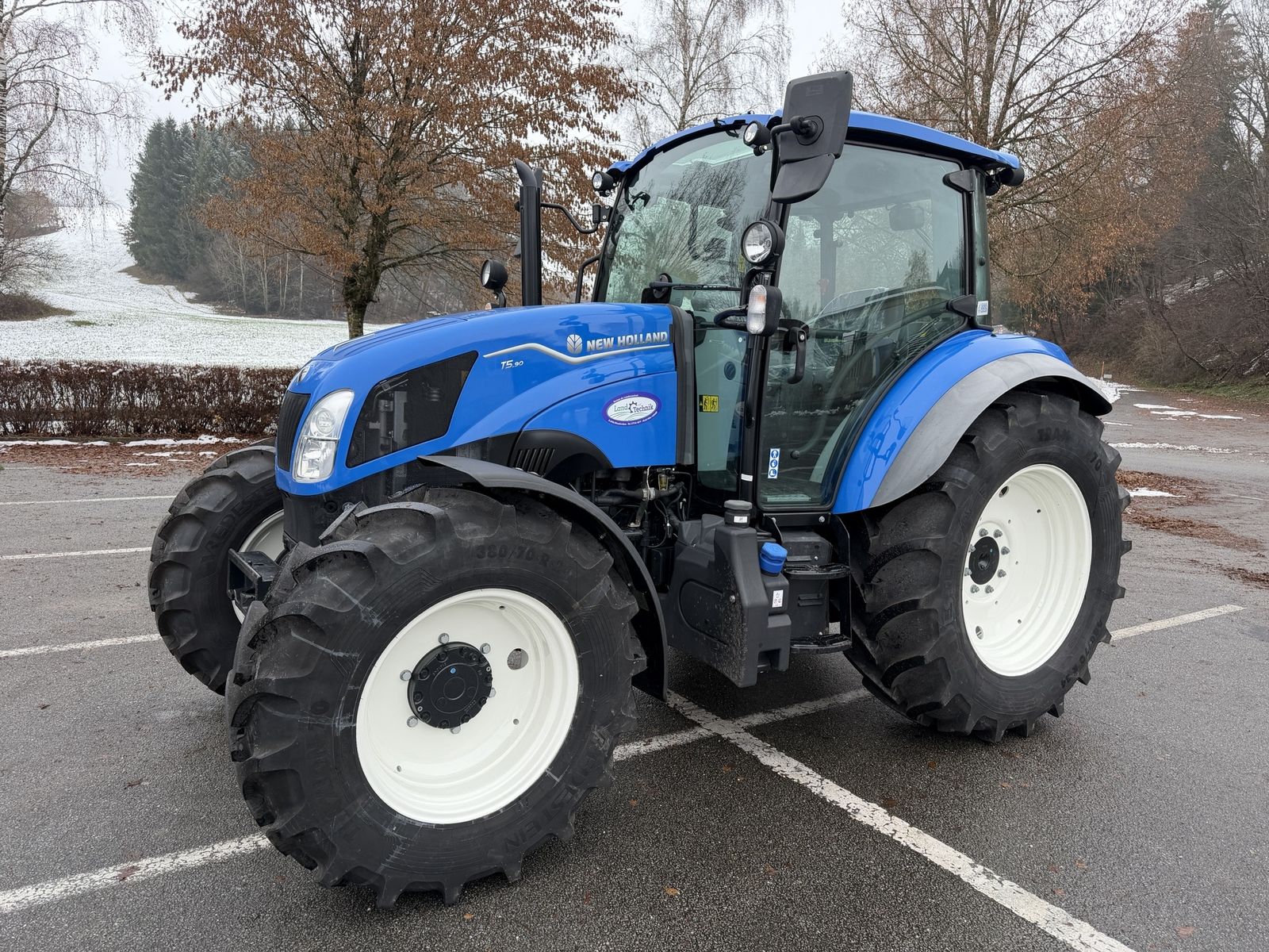 New Holland T5.90 Dual Command 1