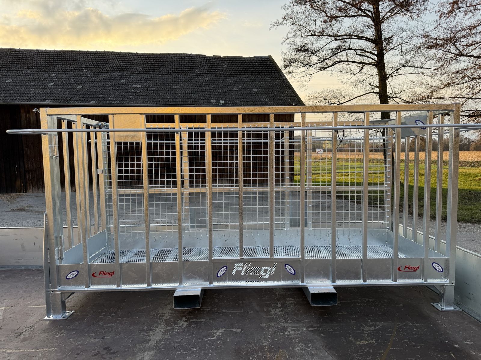 Fliegl Arbeitskorb 2