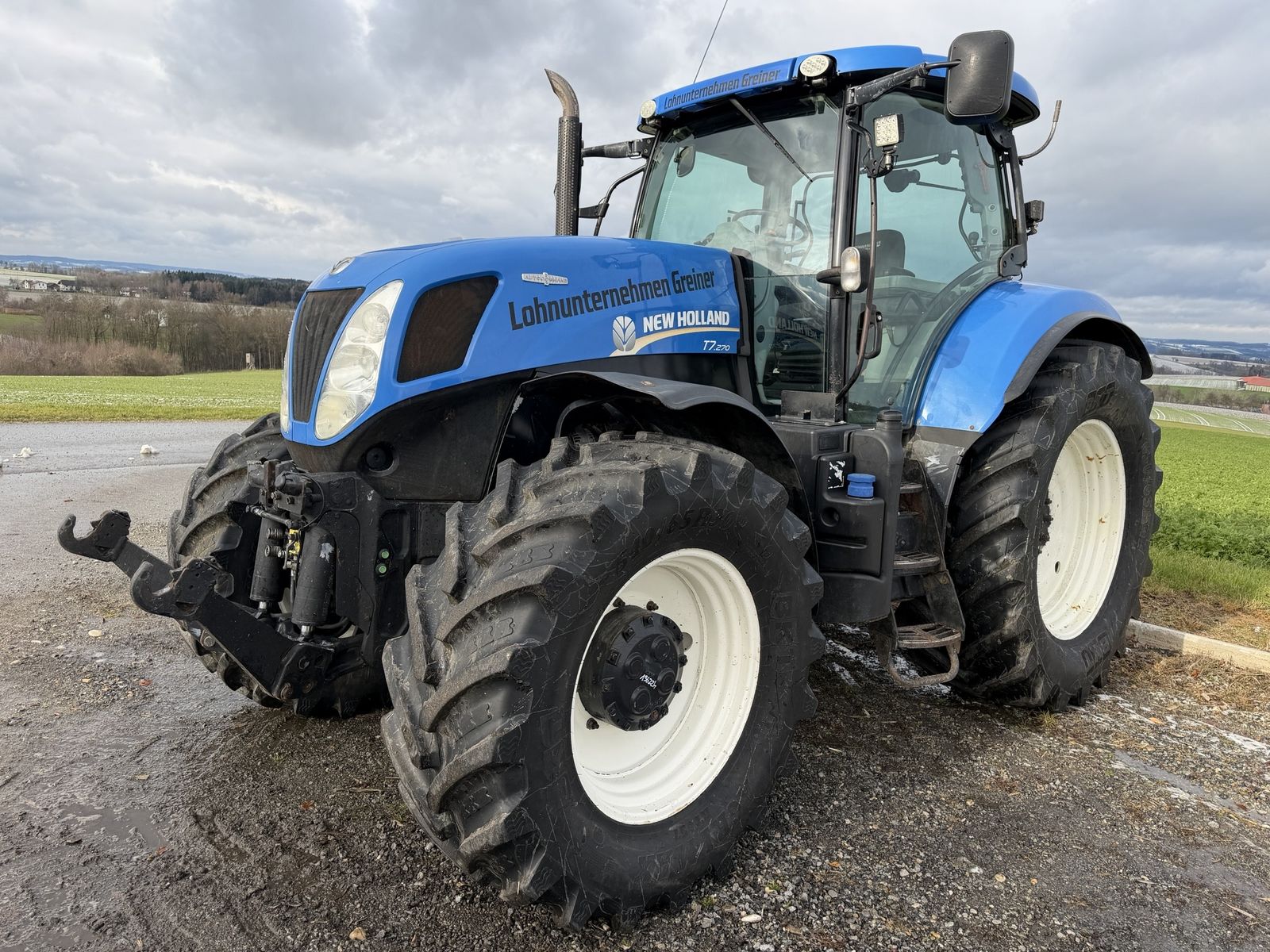 New Holland T7.270 Auto Command 1