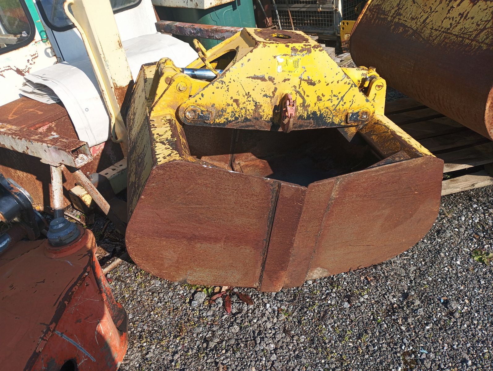 Schalengreifer 500 Liter 2