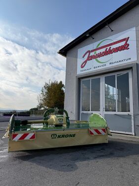 Krone EASY CUT F 320 M PUSH - geschoben