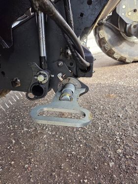 Deutz Fahr Rundballenpresse mit variabler Kammer 