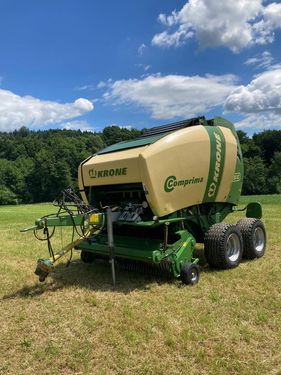 Krone Comprima   V 150 XC