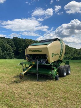 Krone Comprima   V 150 XC