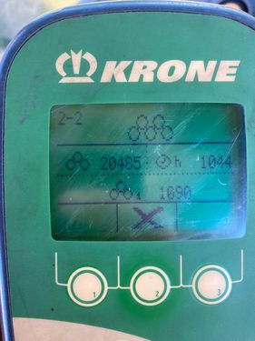 Krone Comprima   V 150 XC