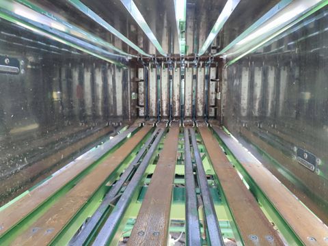 3535-591c6c3d758c36ec4c00e17c7f5025d3-3593013