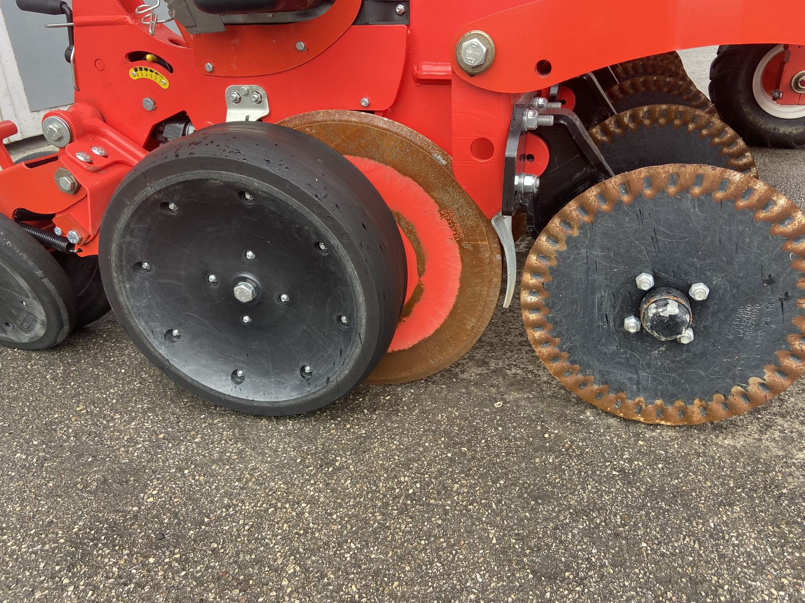 Maschio Magica 6r Isotronic inkl. Granulatstreuer 2