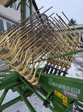 Krone Swadro 421 / 13