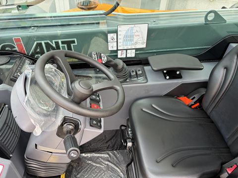 Giant GT5048