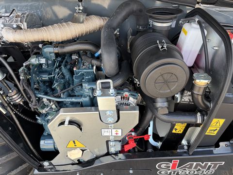 Giant GT5048