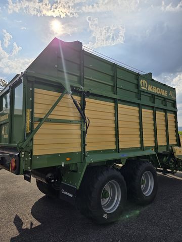 Krone AX 250 GL - Ganzstahlaufbau / 32 Messer