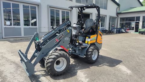 Giant G2200E