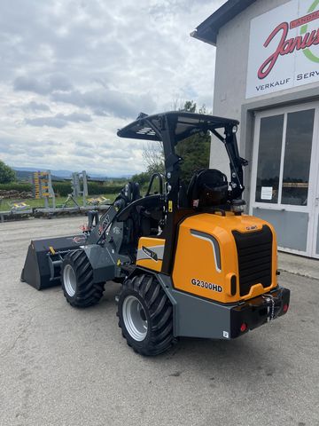 Giant G2300HD AgriLine