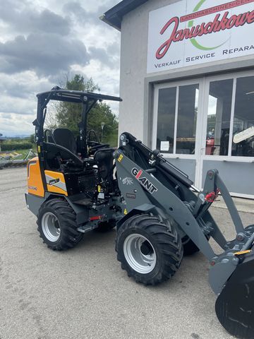 Giant G2300HD AgriLine