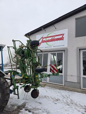 Krone Kreiselzettwender KW 7.92 / 8