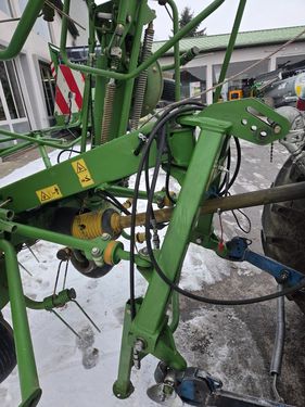 Krone Kreiselzettwender KW 7.92 / 8