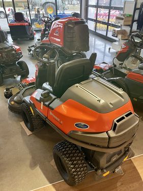 Husqvarna Rider R 420 TsX AWD