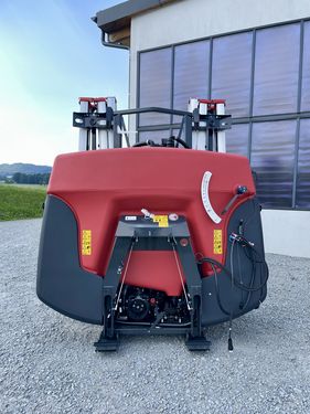 Kverneland iXter B 13