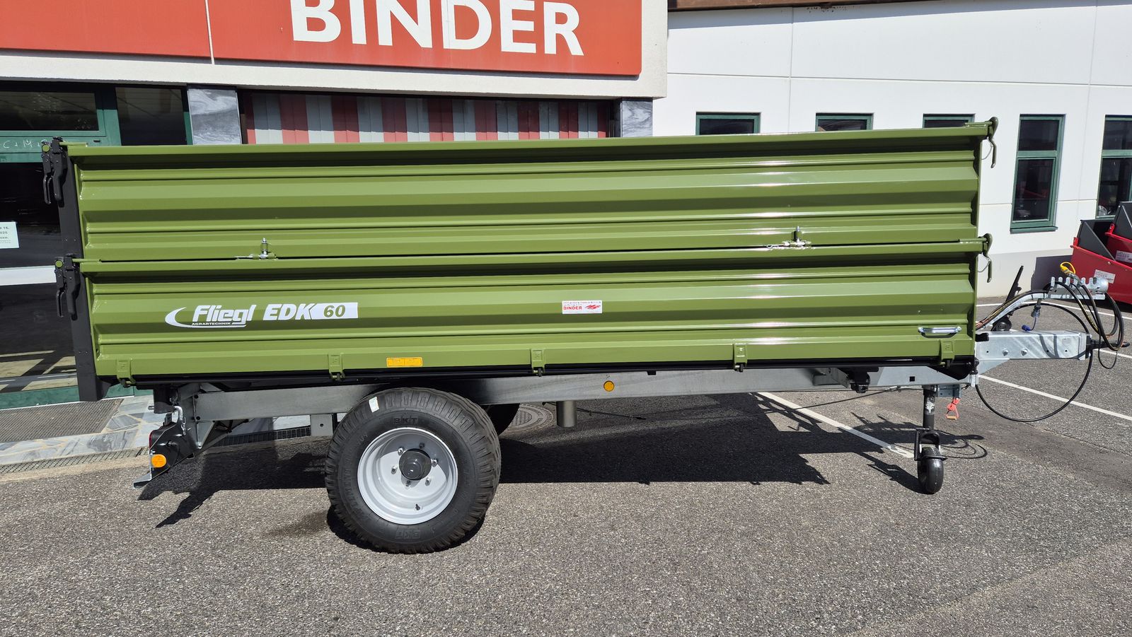 Fliegl Einachs-Dreiseiten-Kipper EDK 60  2