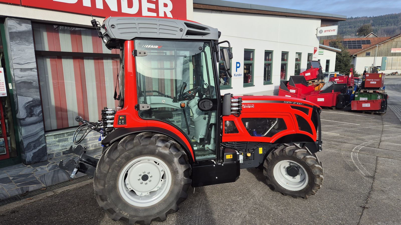 Antonio Carraro TONY 8700 V 3