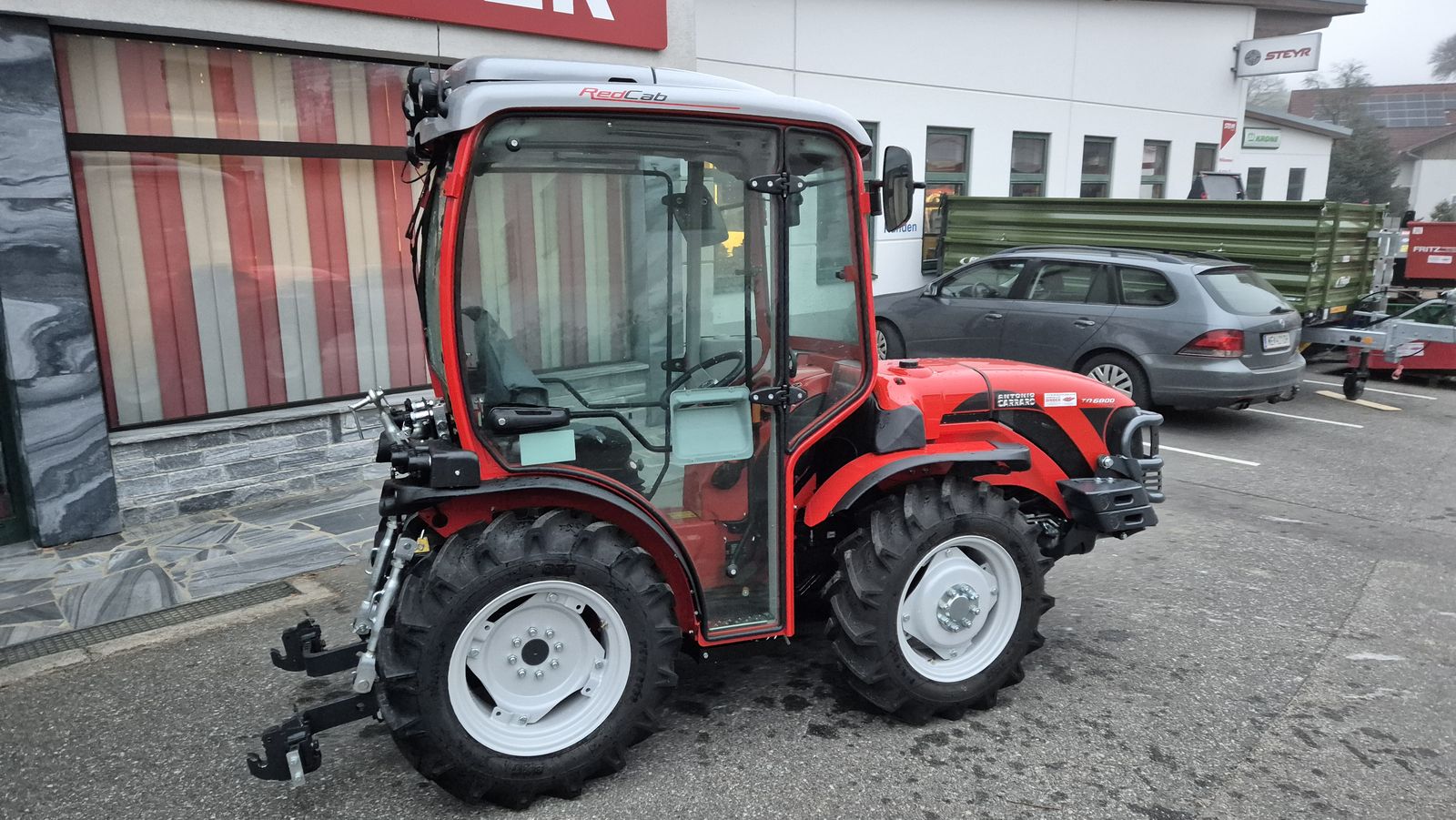 Antonio Carraro TN 6800 TORA + RedCab 3