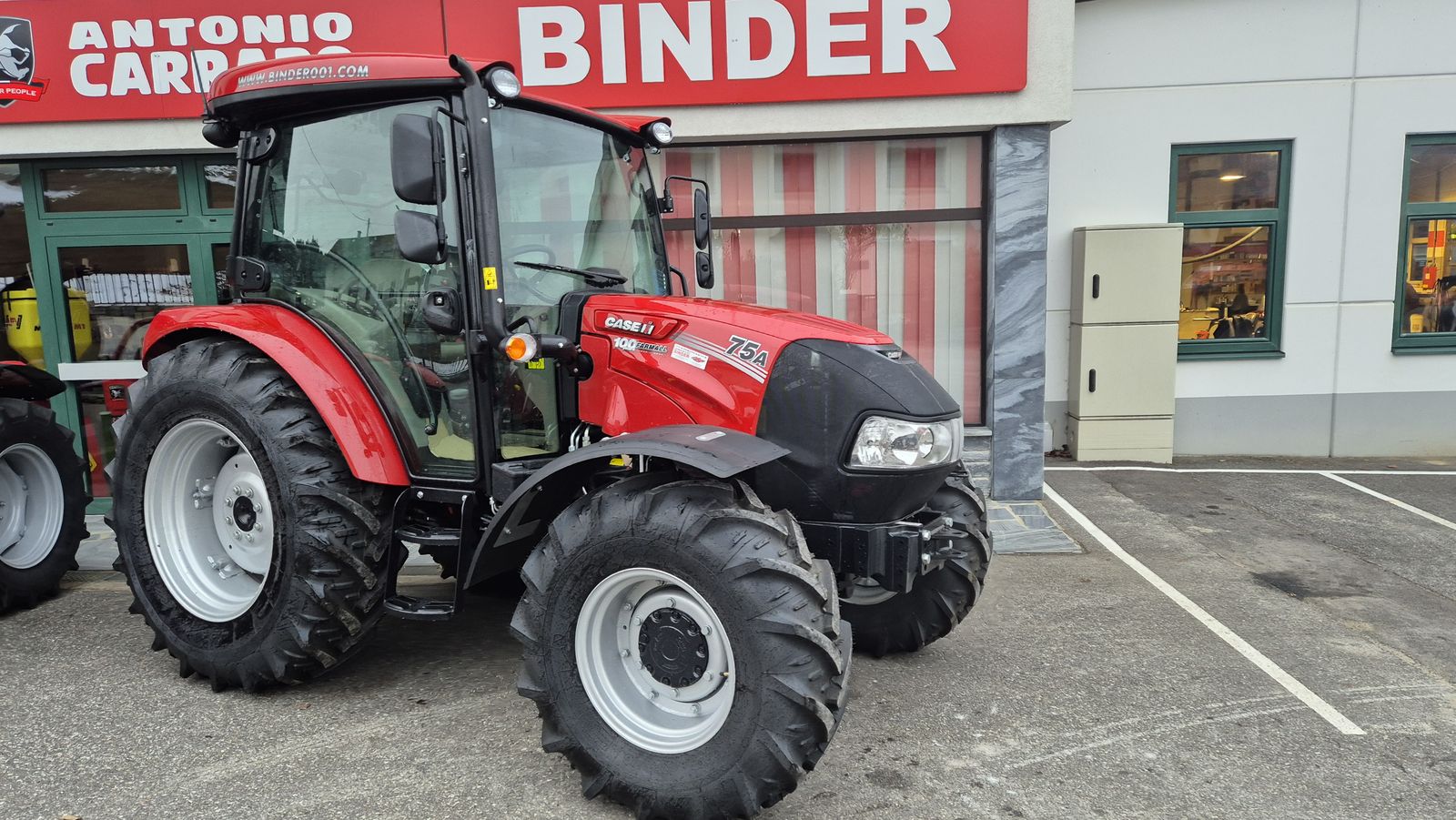 Case IH Farmall 75 A (Stage V) 2