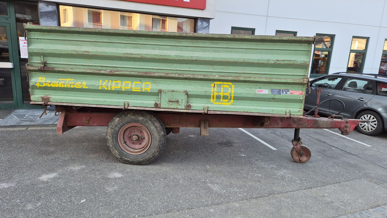 Brantner Einachs-Dreiseitenkipper EDK 5,0 to NL 3