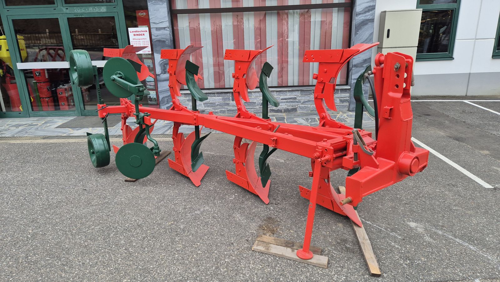 Vogel&Noot Volldrehpflug LM 820 4-scharig 3
