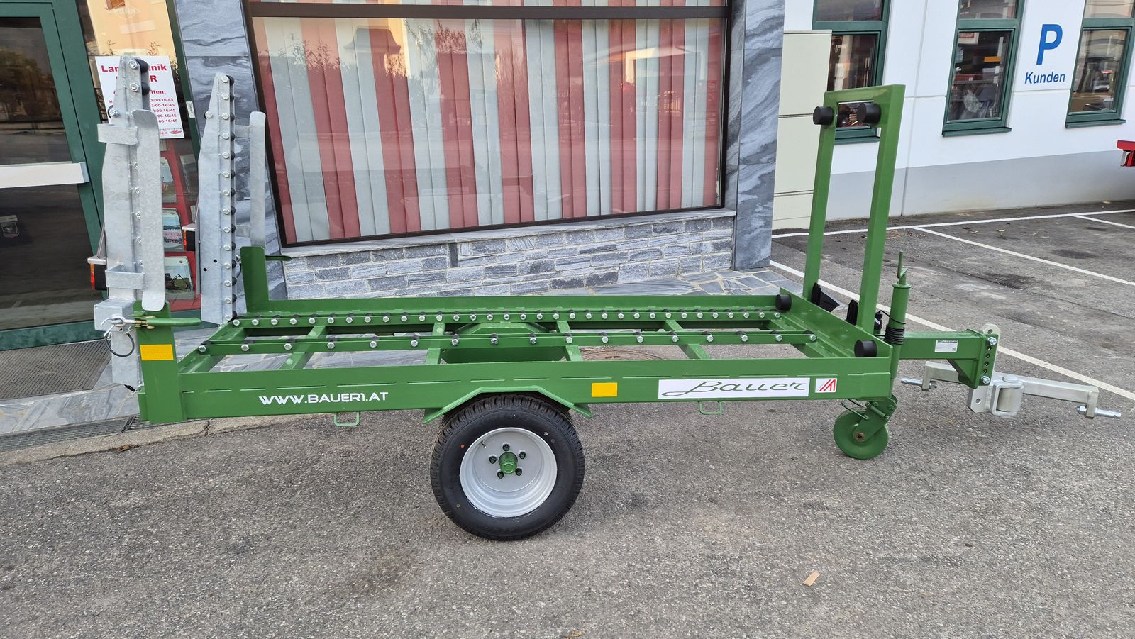 BAUER Kistenwagen KWG 2-1 Wachau 3