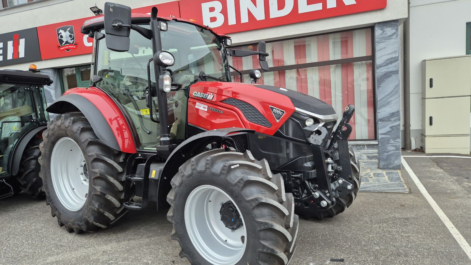 Case IH Farmall 100C (AD2) 3