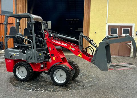 Weidemann Hoftrac 1140 mit Kroko und Schaufel