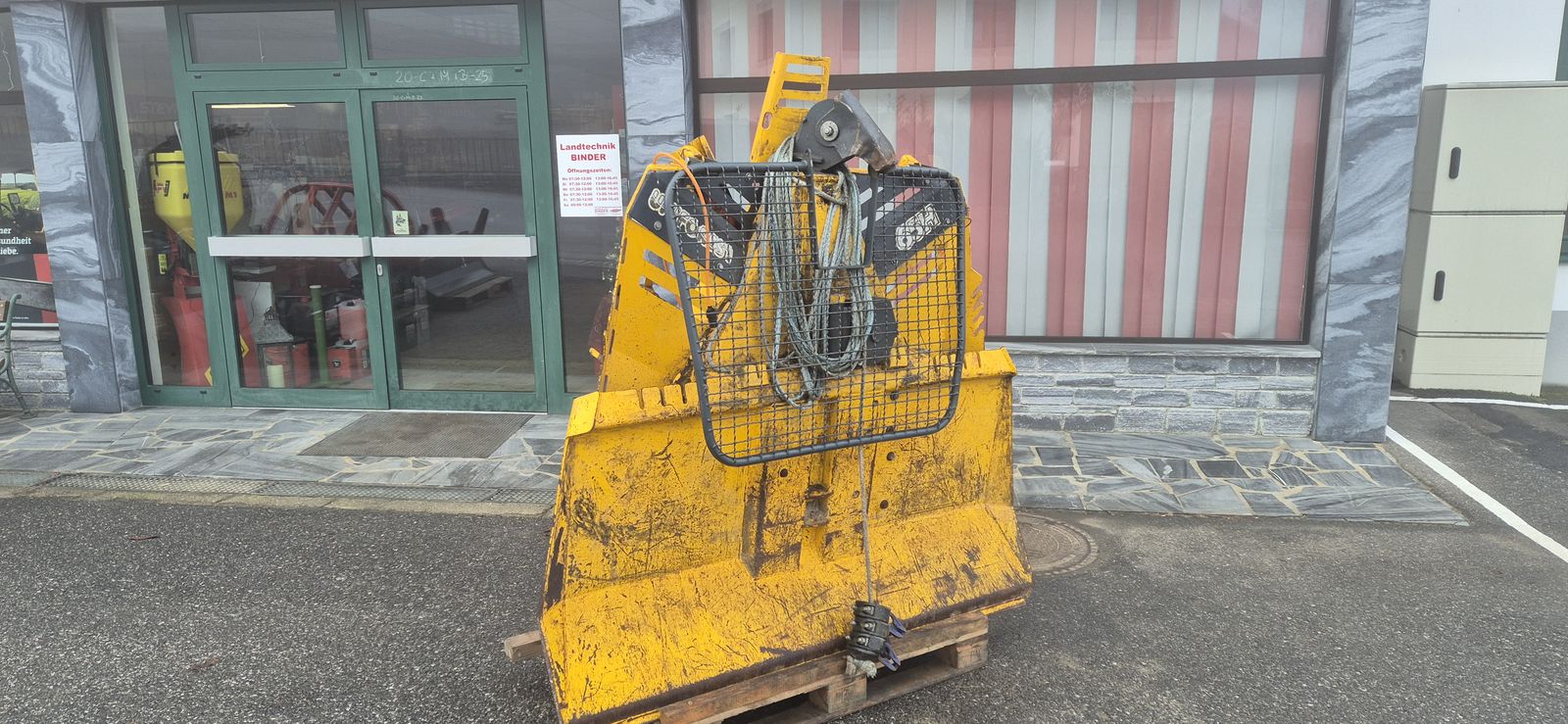 Uniforest Forstseilwinde 65 H mit TERRA-Funk 2